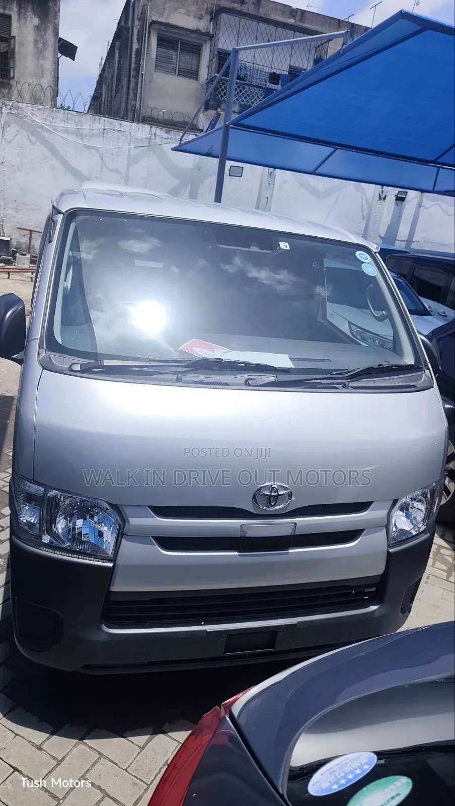 Toyota HiAce 2019 Silver