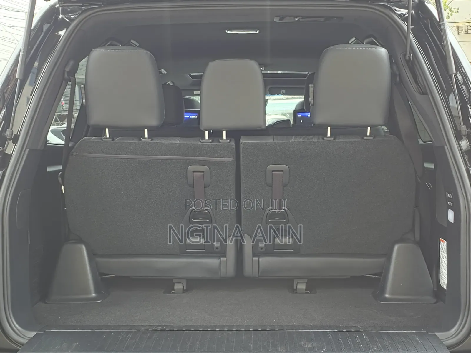 Lexus LX 2020 Black