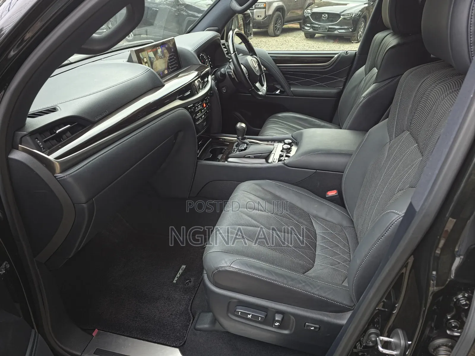 Lexus LX 2020 Black