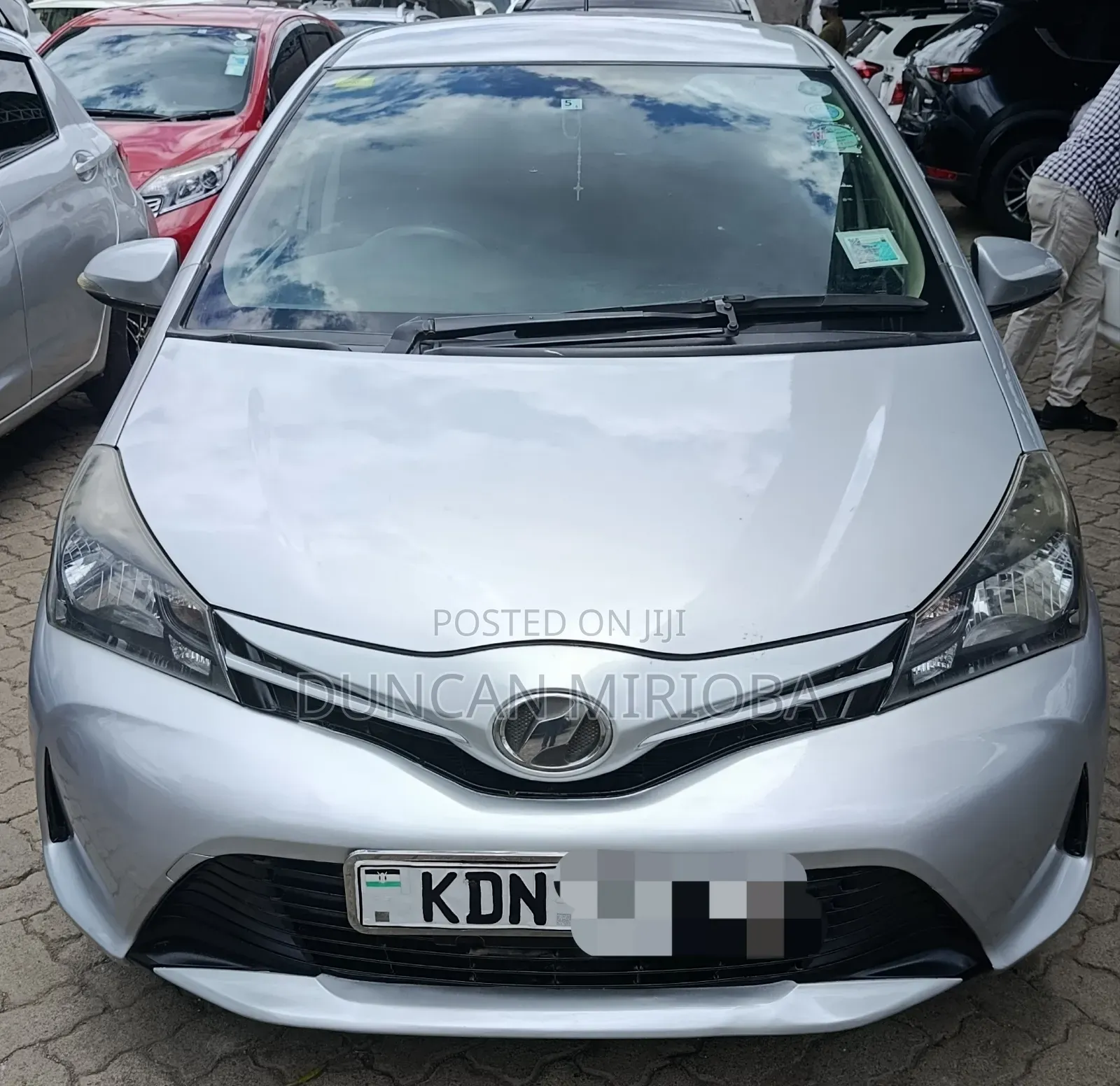 Toyota Vitz 2016 Gray