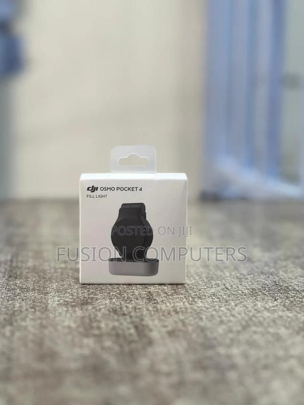 The DJI Osmo Pocket 4 Fill Light - main view