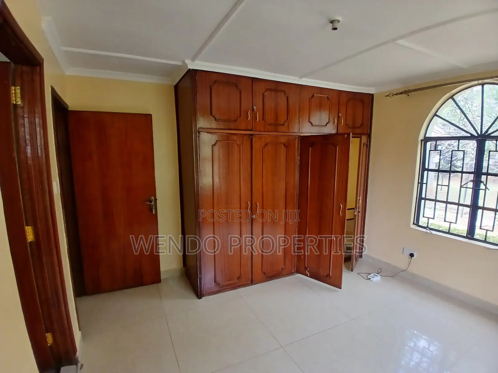 3bdrm Bungalow in Karen C for rent
