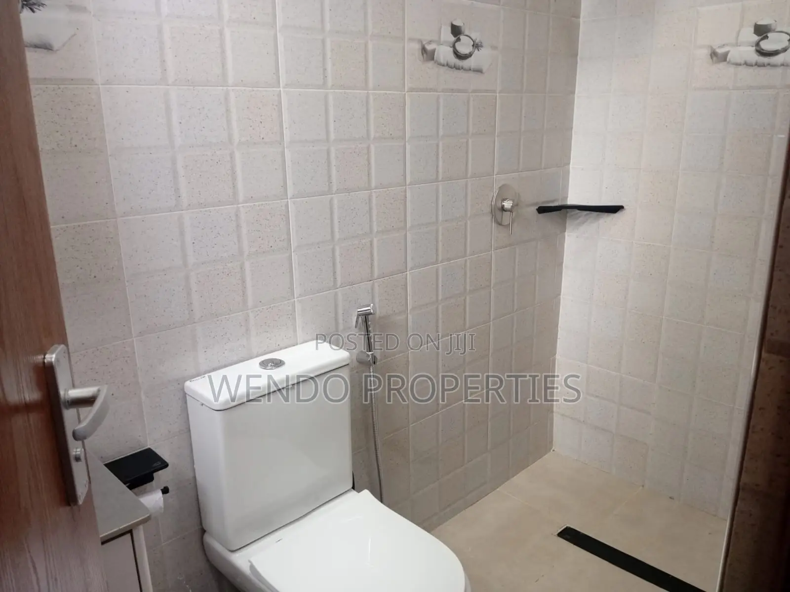 3bdrm Apartment in Master Lake View for sale
