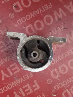 Nissan Sunny B15 Rear Gear Mount