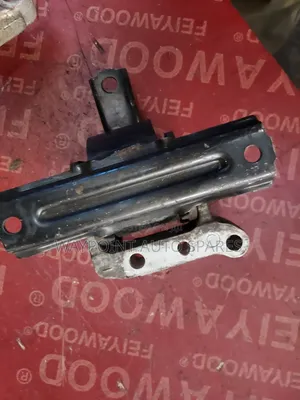 Engine Mounts Mitsubishi Outlander 2006-2010