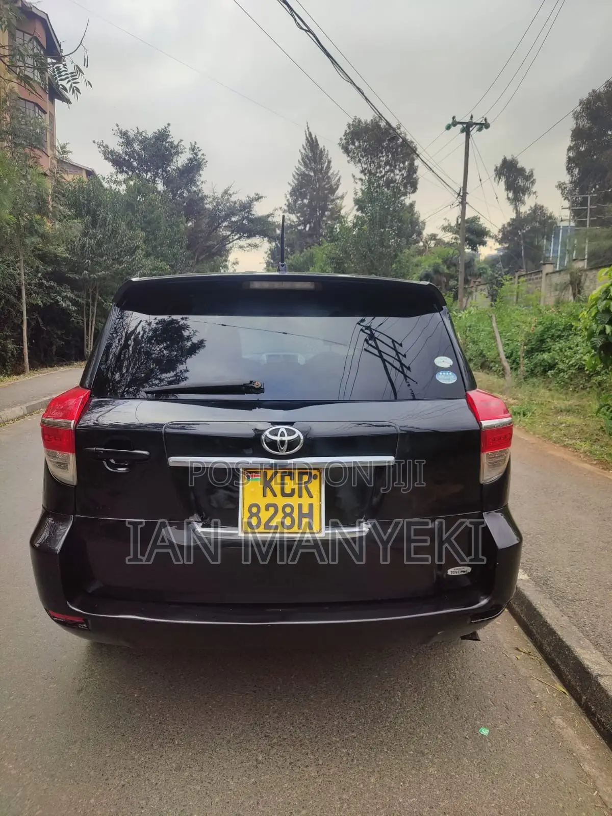 Toyota Vanguard 2012 Black