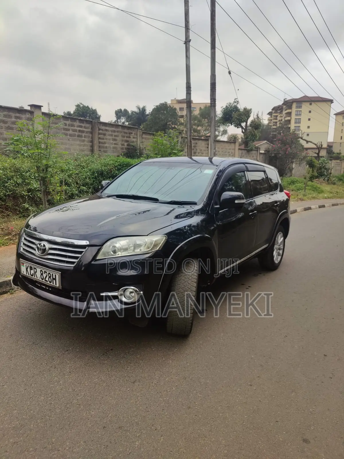 Toyota Vanguard 2012 Black