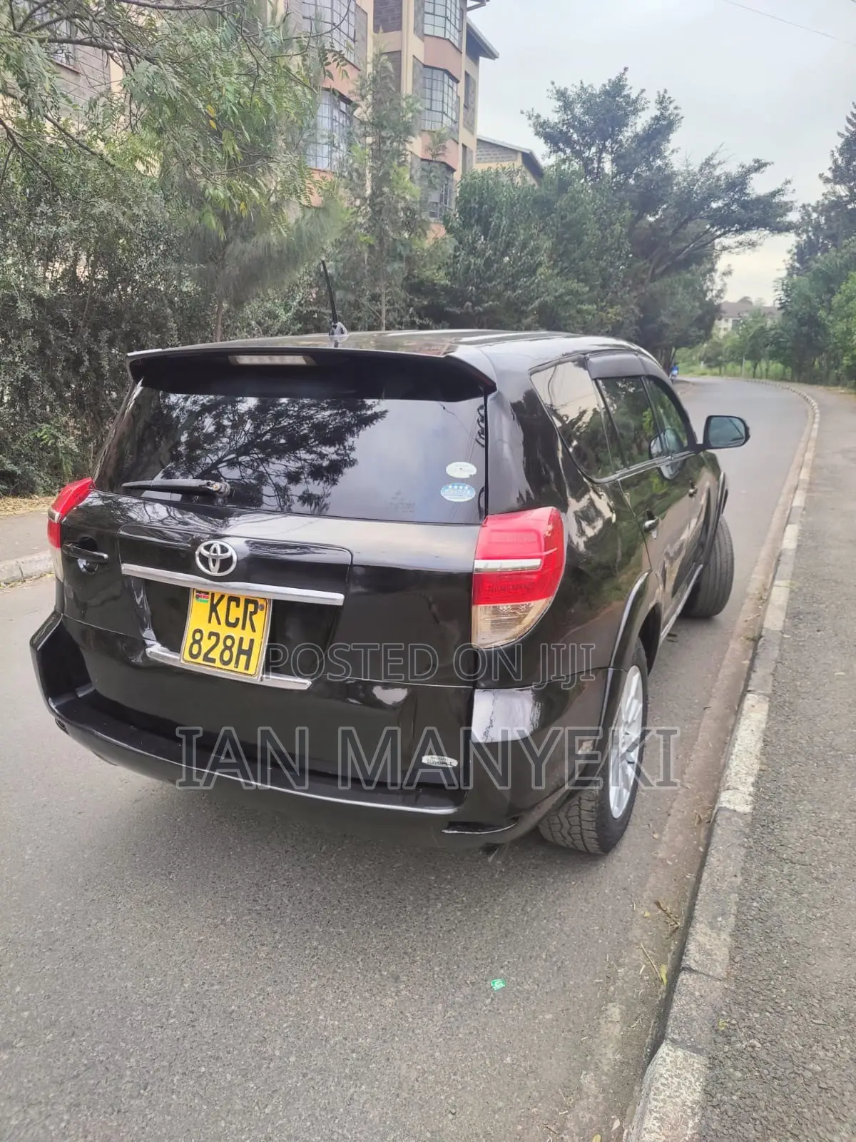 Toyota Vanguard 2012 Black