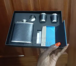 Black Leather-Covered Whiskey Flasks Gift Set