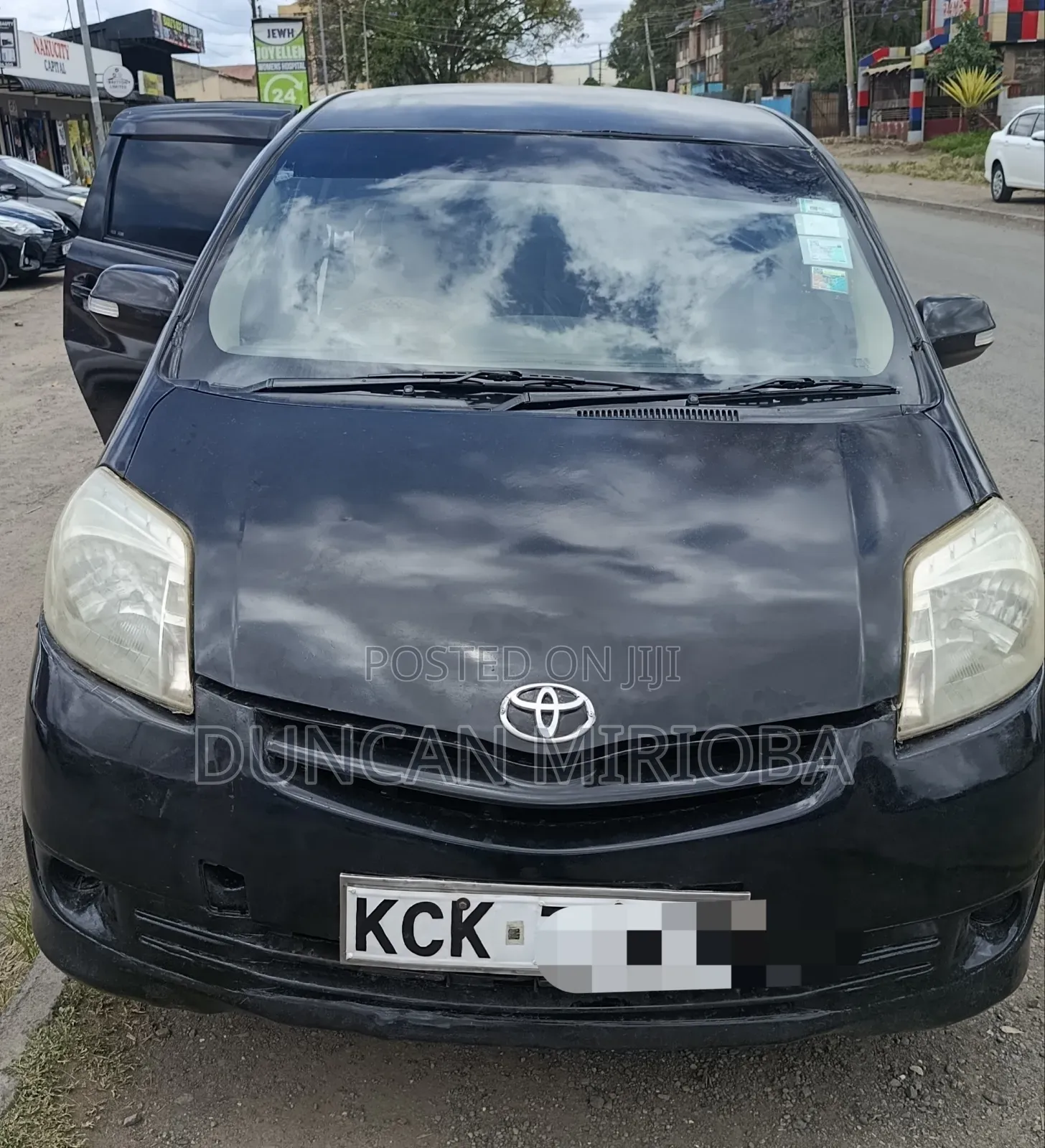 Toyota Passo Sette 2010 Black
