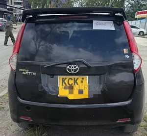 Toyota Passo Sette 2010 Black