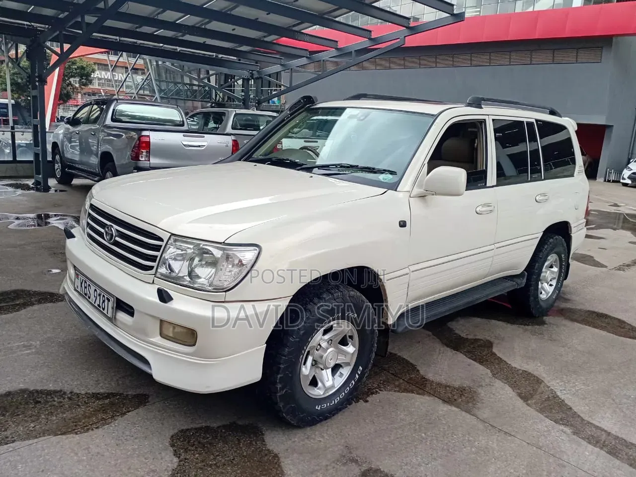 Toyota Land Cruiser 2006 White