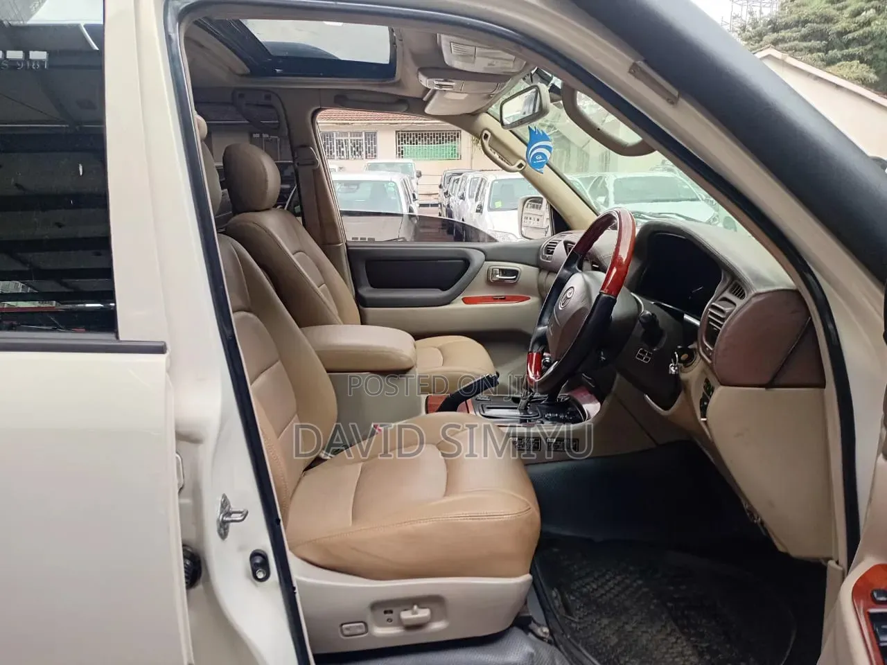 Toyota Land Cruiser 2006 White