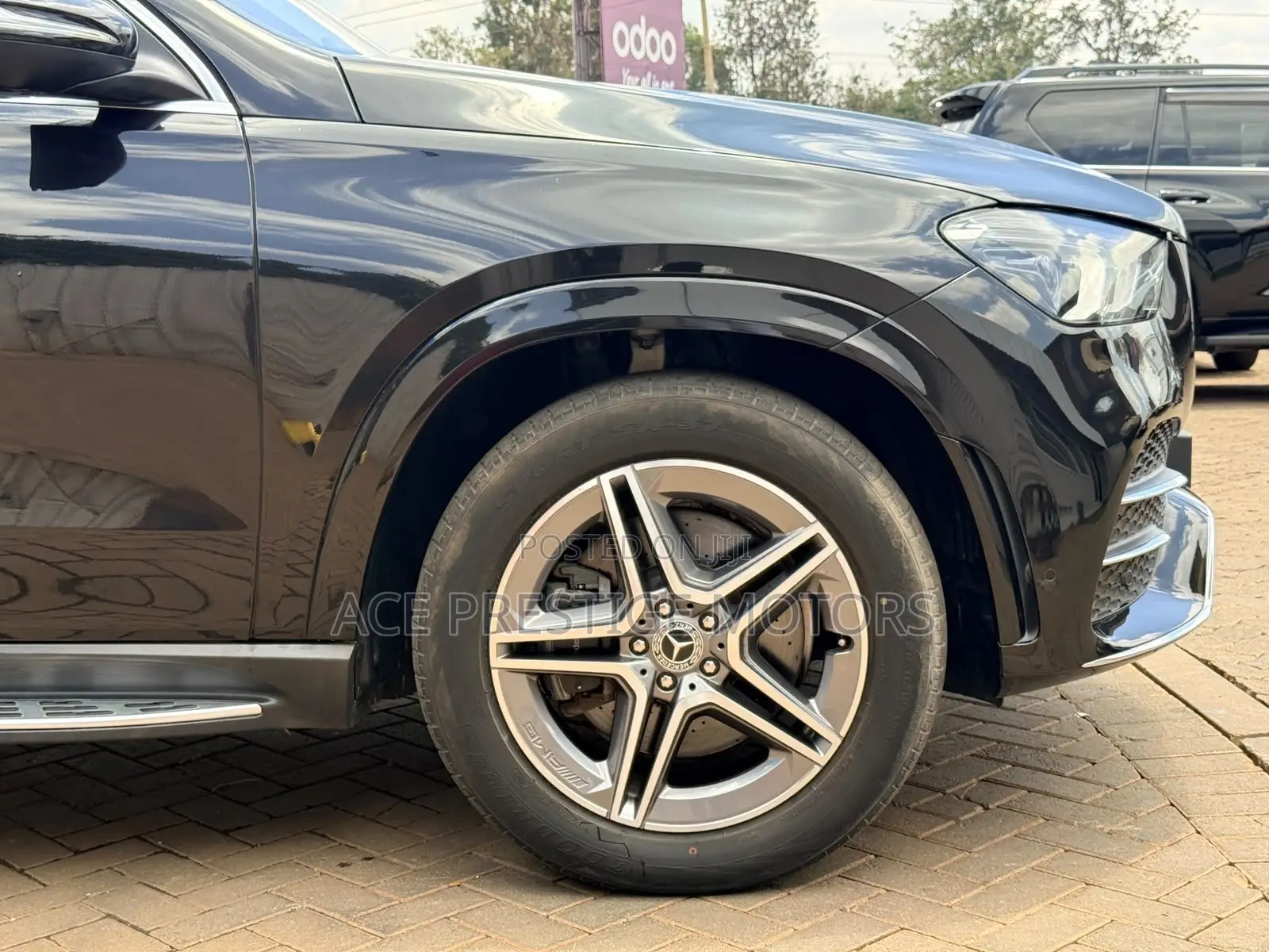 Mercedes-Benz GLE-Class GLE 300d 4MATIC 2019 Black
