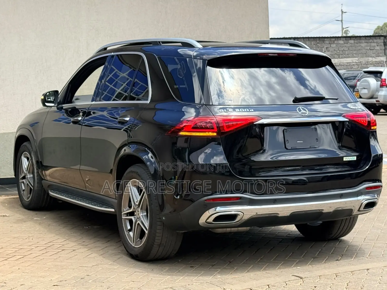 Mercedes-Benz GLE-Class GLE 300d 4MATIC 2019 Black