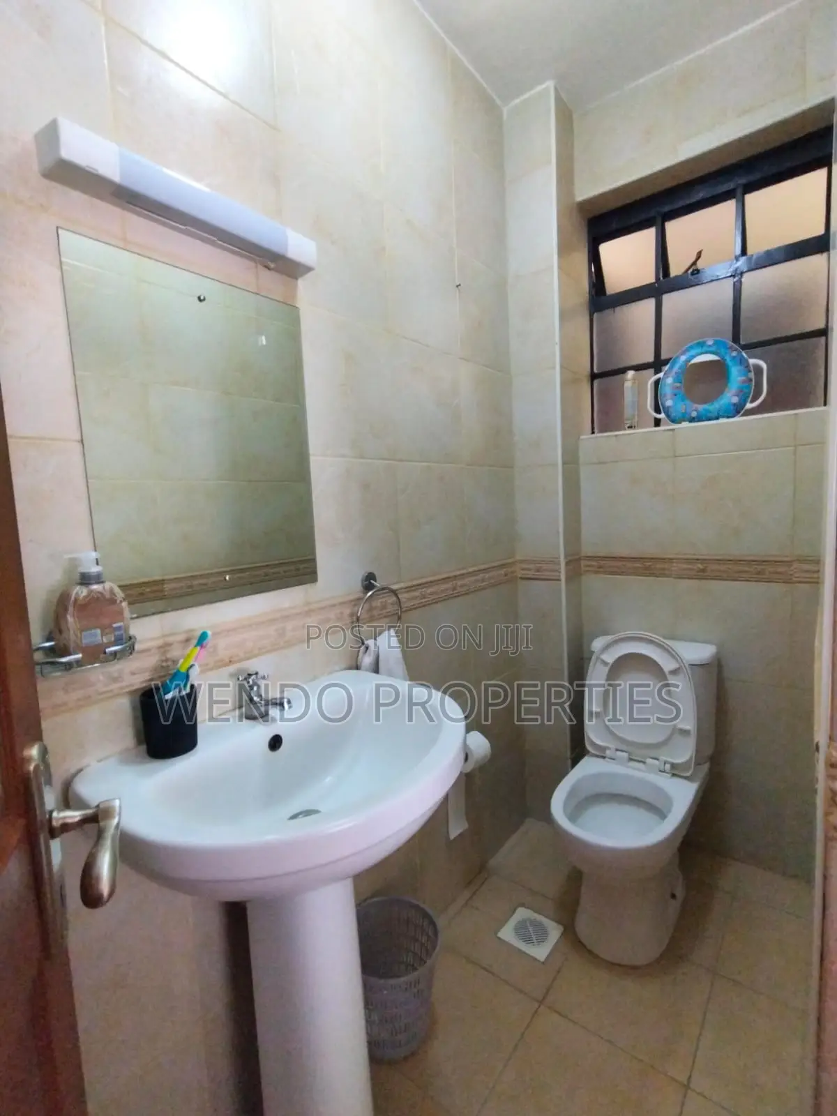 3bdrm Apartment in Valley Arcade for sale