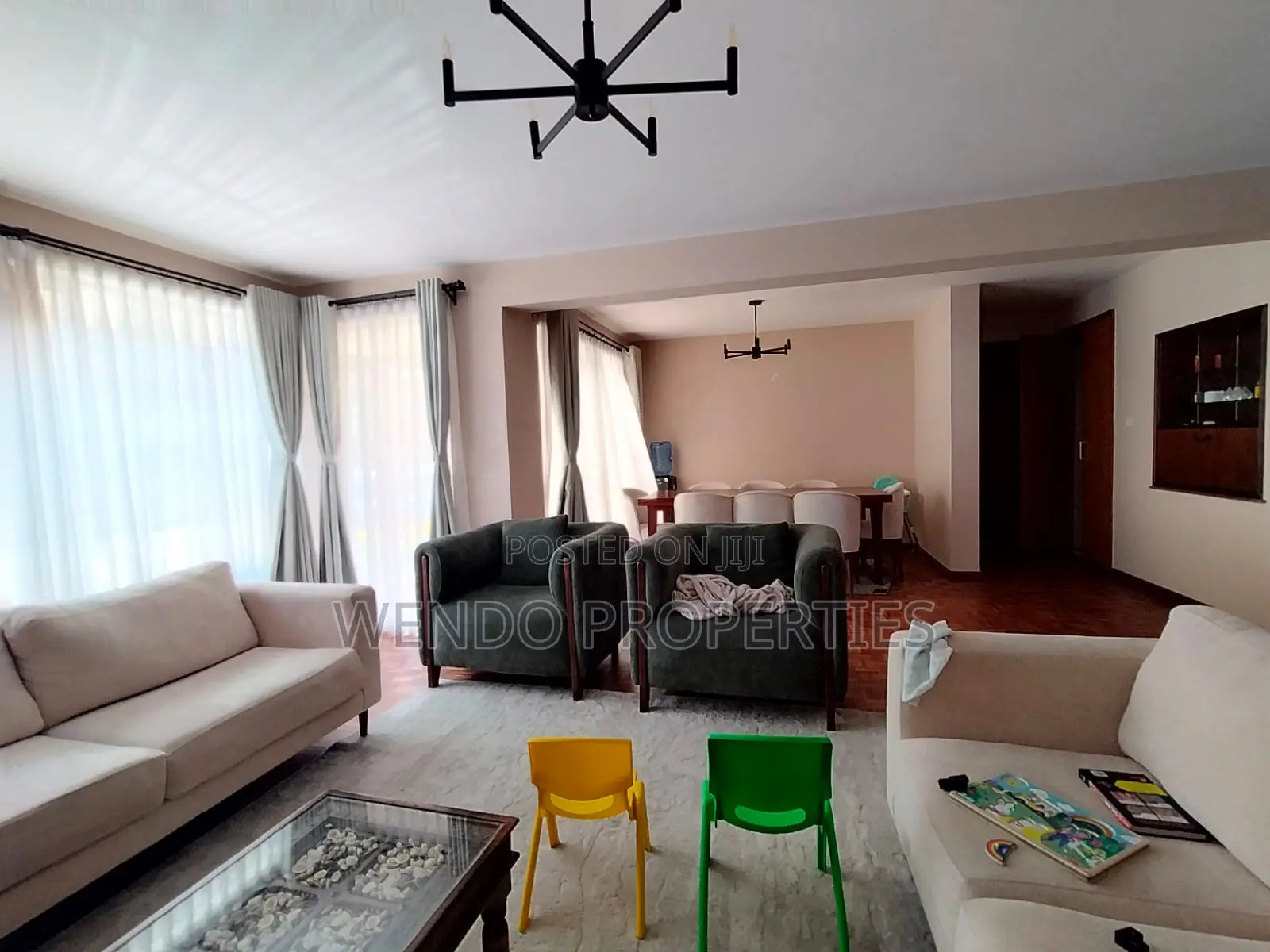 3bdrm Apartment in Valley Arcade for sale