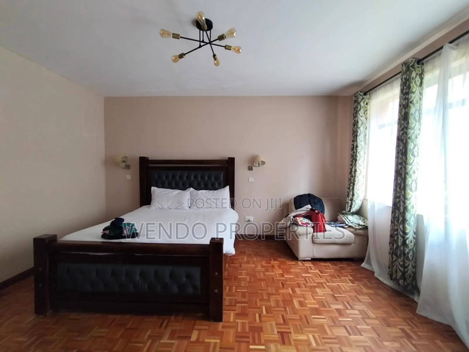 3bdrm Apartment in Valley Arcade for sale