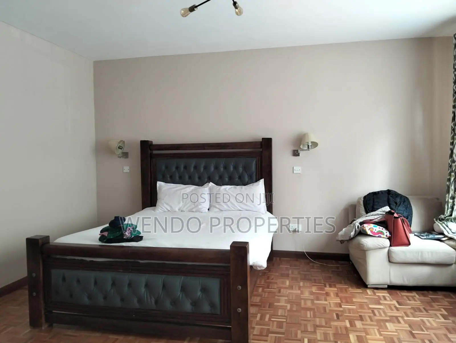 3bdrm Apartment in Valley Arcade for sale