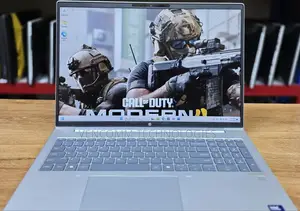 Laptop HP ProBook 460 G11 8GB Intel Core Ultra 7 SSD 512GB