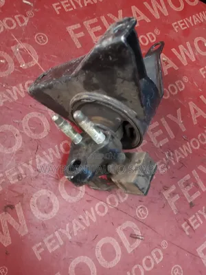 Toyota AE,110 Engine Mount