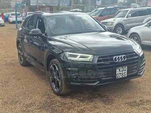 Audi Q5 2.0T Tech Premium AWD quattro 2018 Black