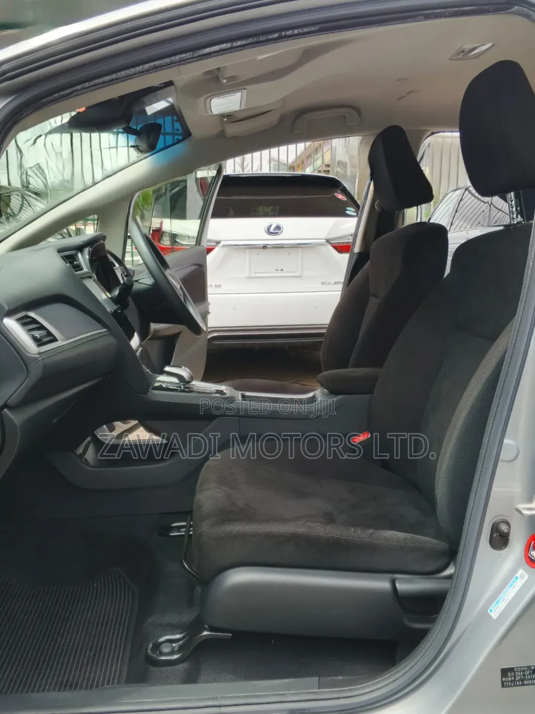 Honda Fit Shuttle 1.5 Hybrid 2WD 2019 Silver