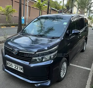 Toyota Voxy 2015 Black