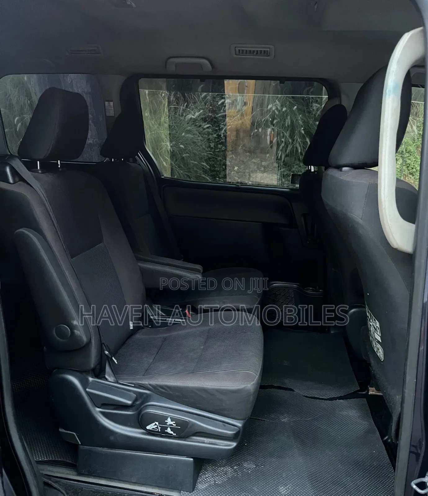 Toyota Voxy 2015 Black