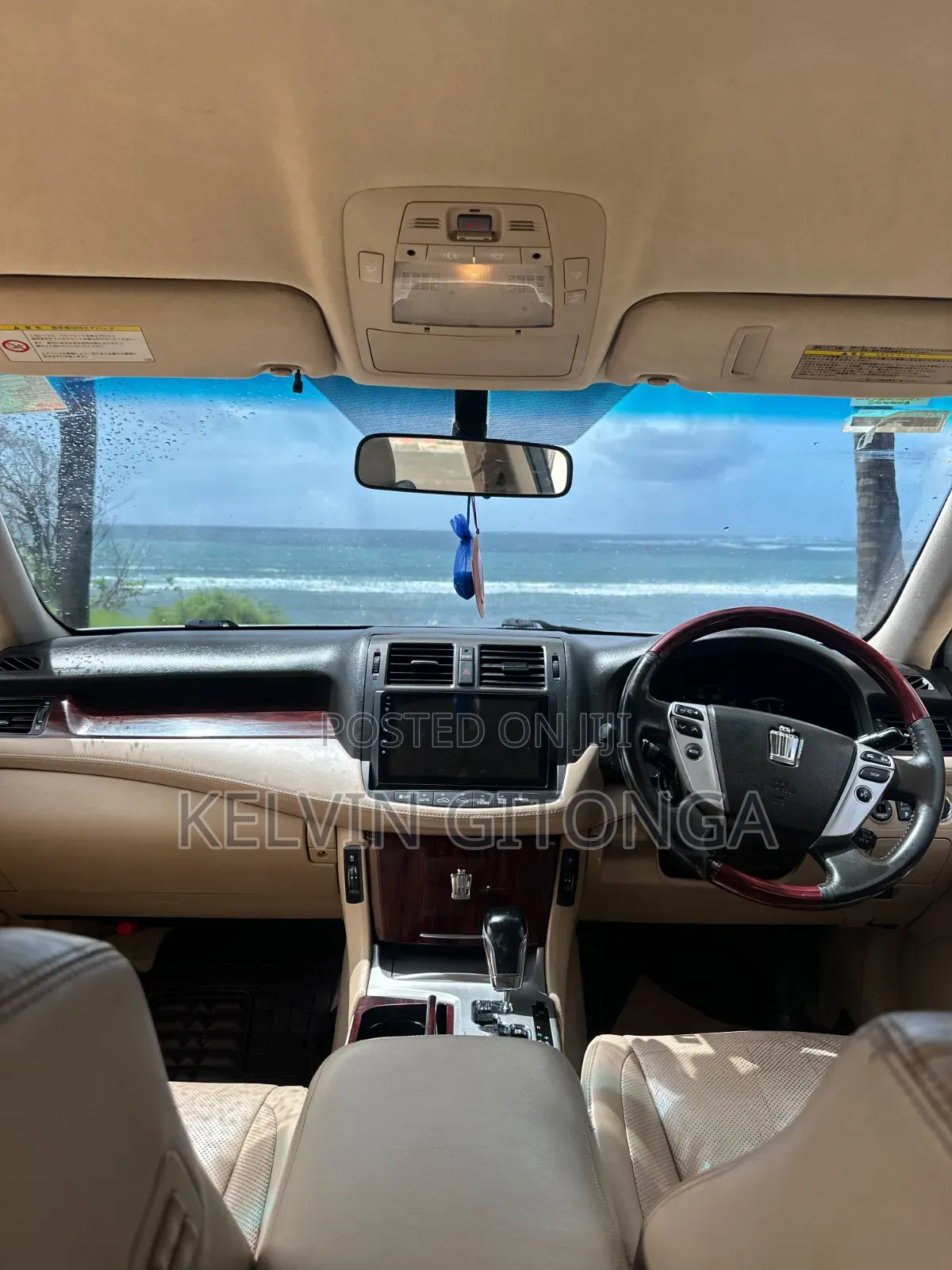 Toyota Crown 2013 White