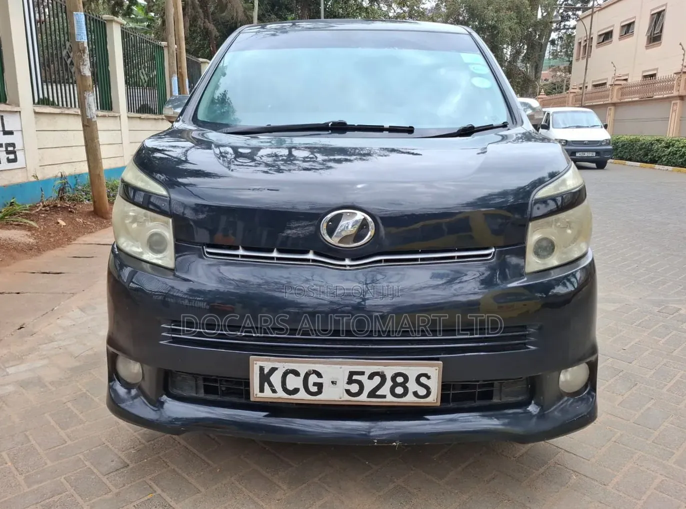 Toyota Voxy 2010 Black