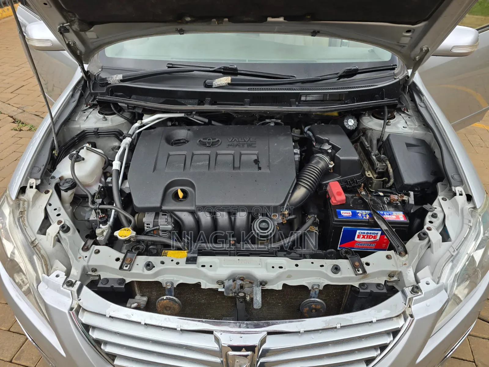 Toyota Premio 2012 Silver