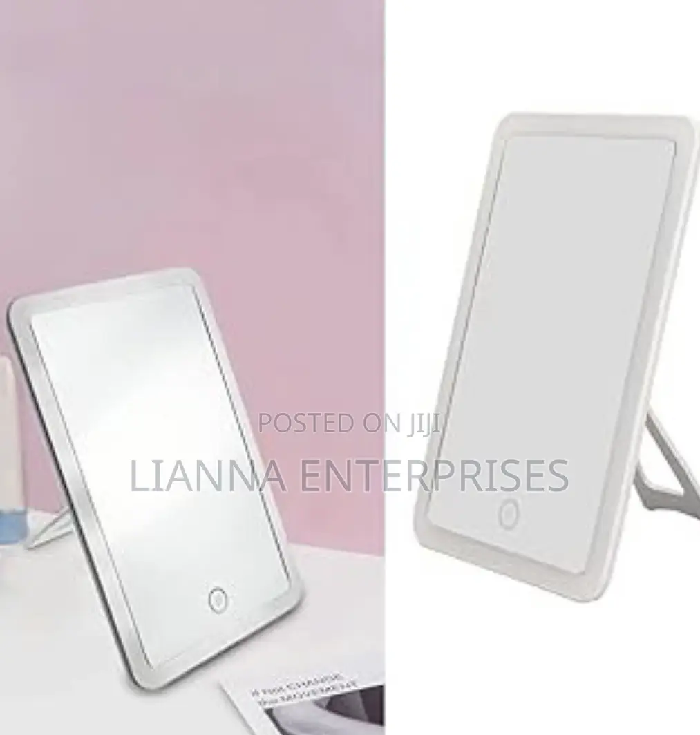 Rechargable Travel Make Up Mirror