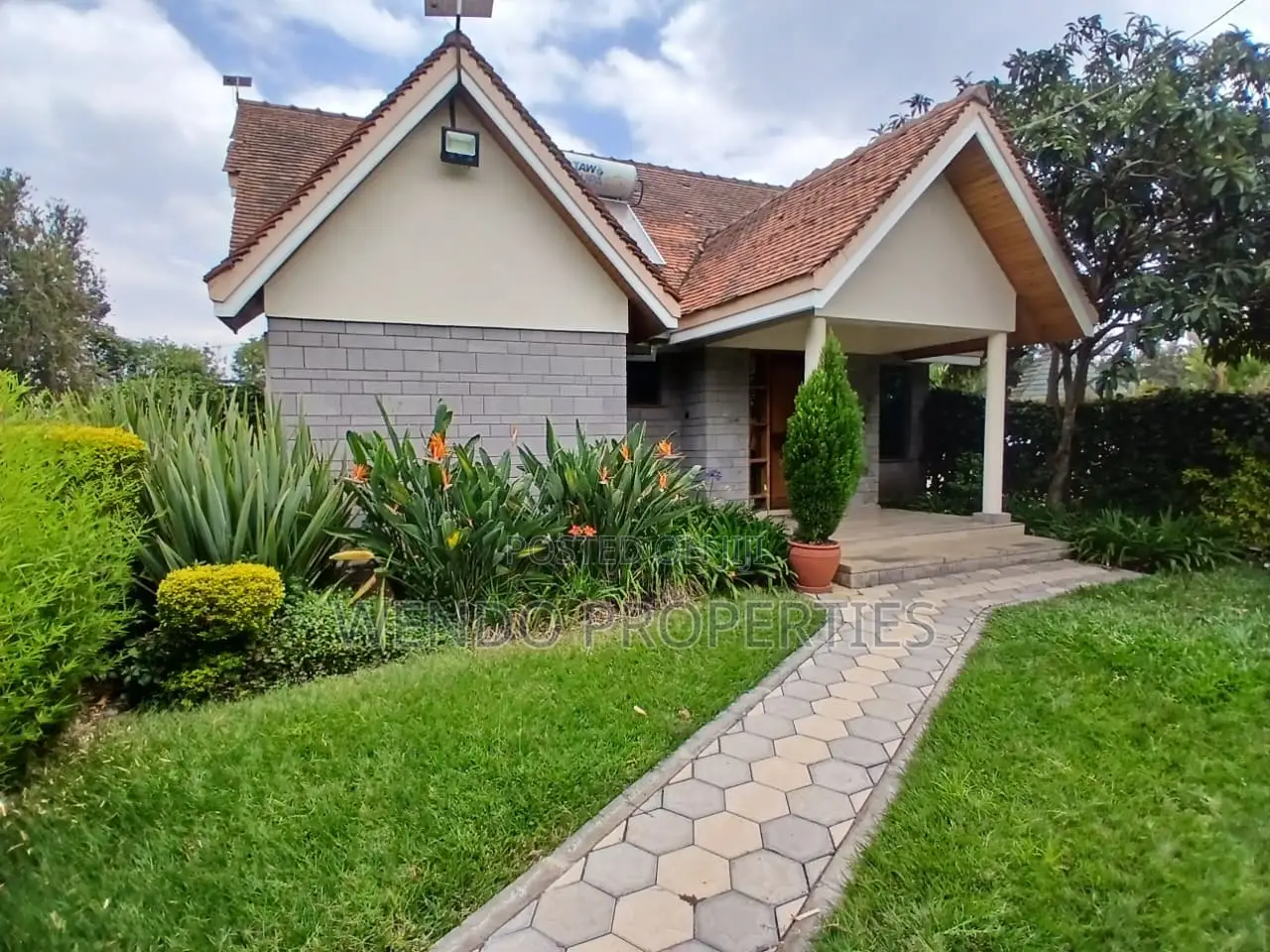 Furnished 2bdrm House in Karen C for rent