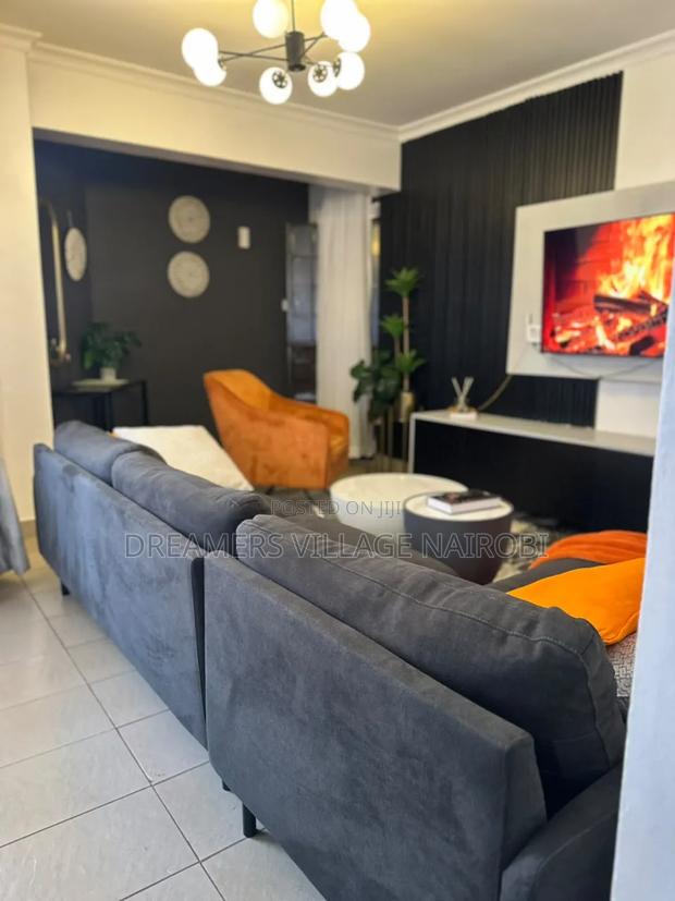 Spacious 1bedroom in Ruakz - thumbnail 2