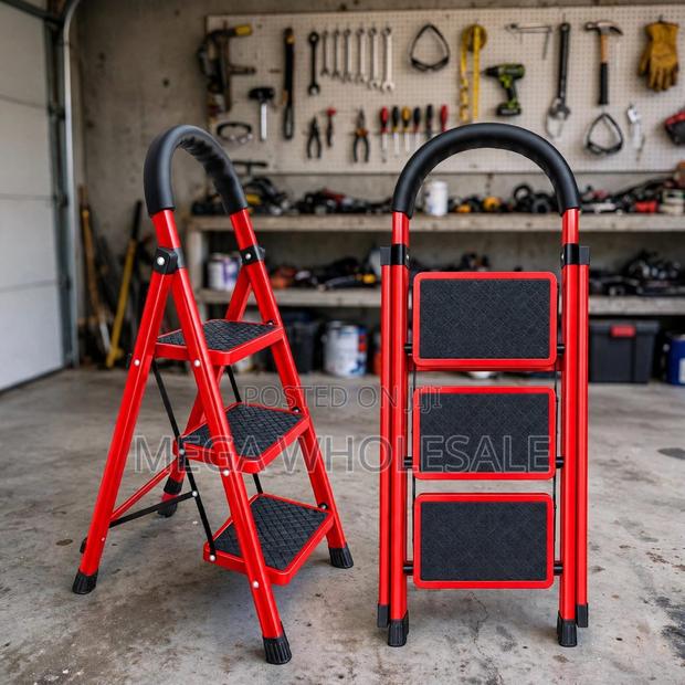 2,3,4 5 Step Folding Ladder Easy Carry for Home Improvement - main view