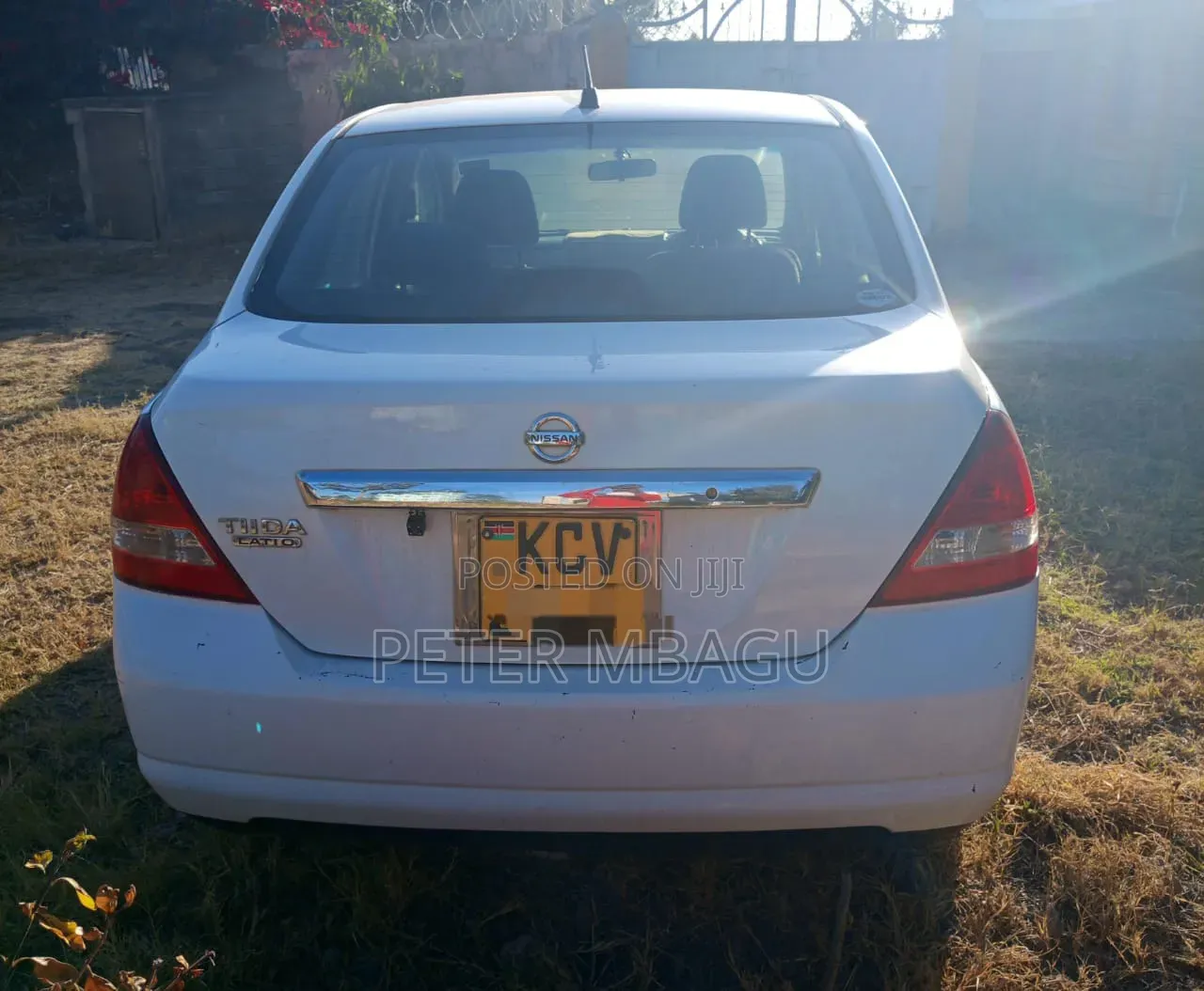 Nissan Tiida 1.5L 16V 2012 White