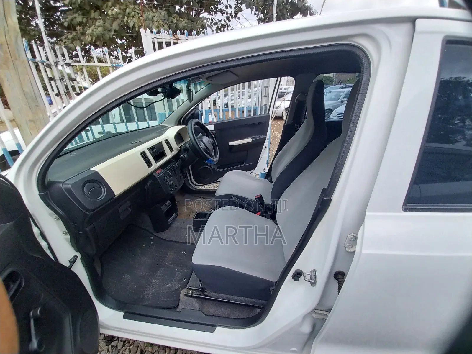 Suzuki Alto 2018 White