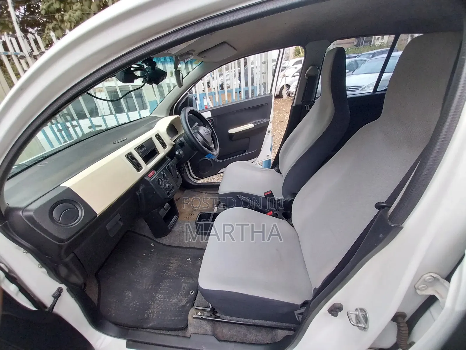 Suzuki Alto 2018 White
