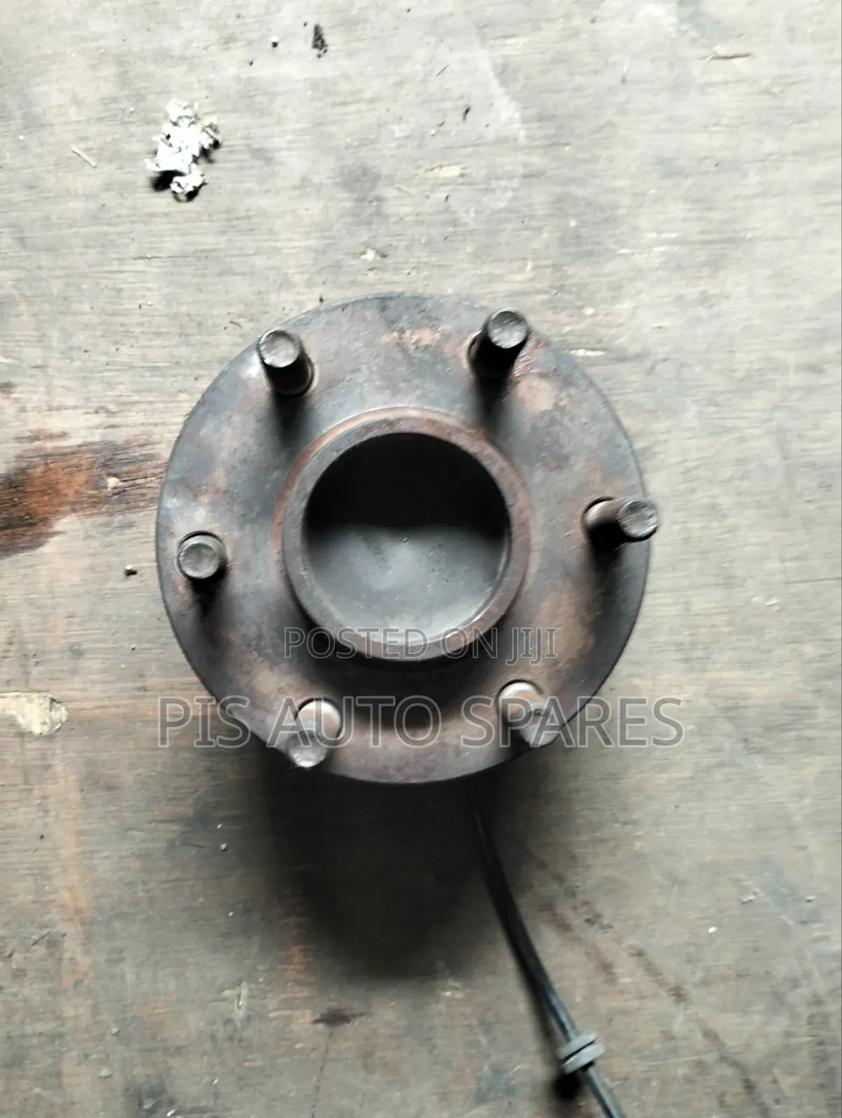Nissan Navara Hub