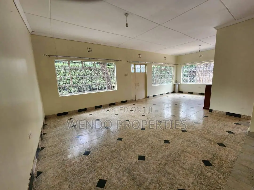 2bdrm Bungalow in Karen C for rent