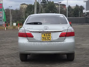 Toyota Premio 2009 Silver