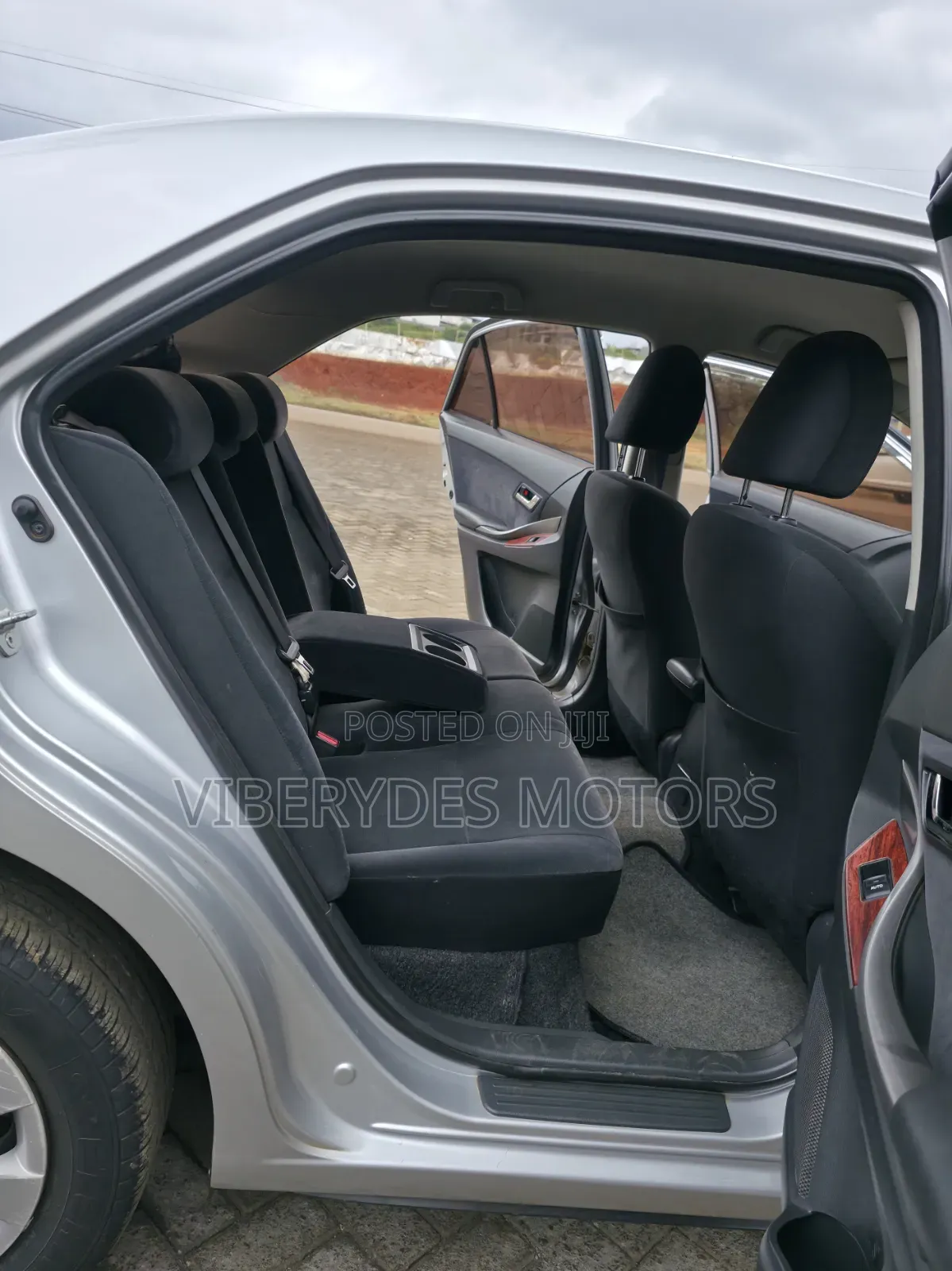 Toyota Premio 2009 Silver