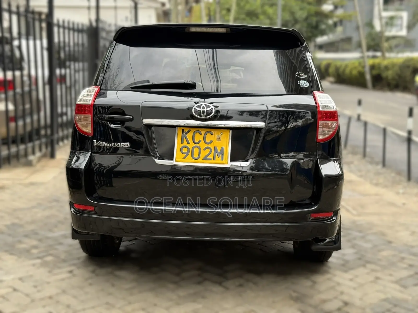 Toyota Vanguard 2008 Black