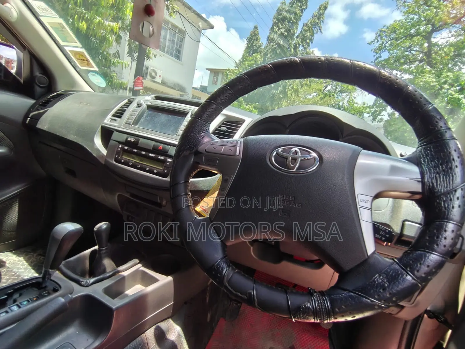 Toyota Hilux 2013 Silver