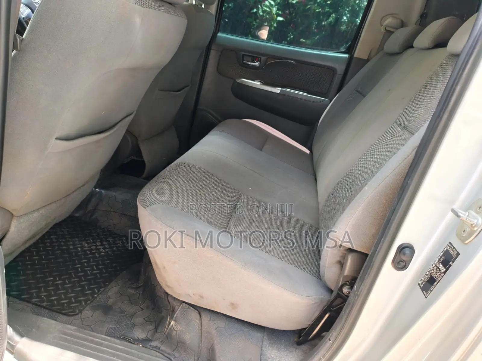 Toyota Hilux 2013 Silver