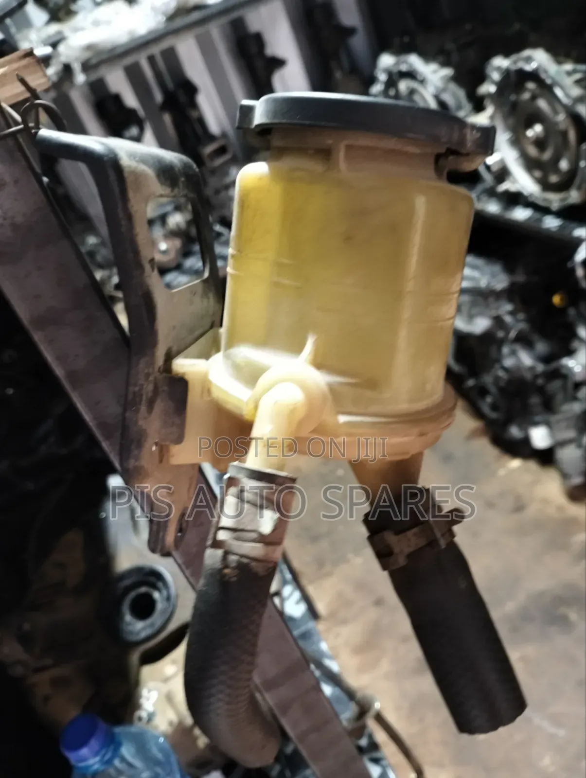 Toyota Hilux Power Steering Tank
