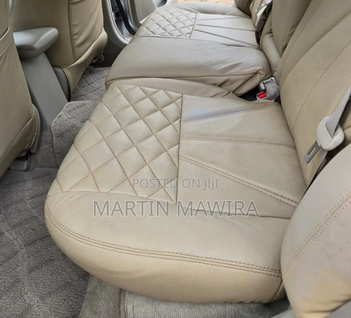 Toyota Premio 2012 Silver