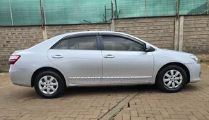 Toyota Premio 2012 Silver