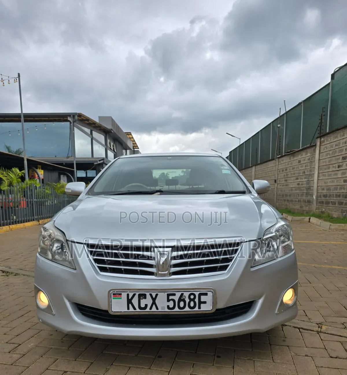 Toyota Premio 2012 Silver
